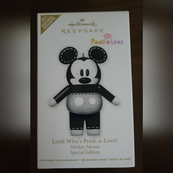 Hallmark Keepsake 2011 Look Who's‎ Pook-a-Looz! D23 Disney Expo Mickey Mouse LE - Picture 1 of 10